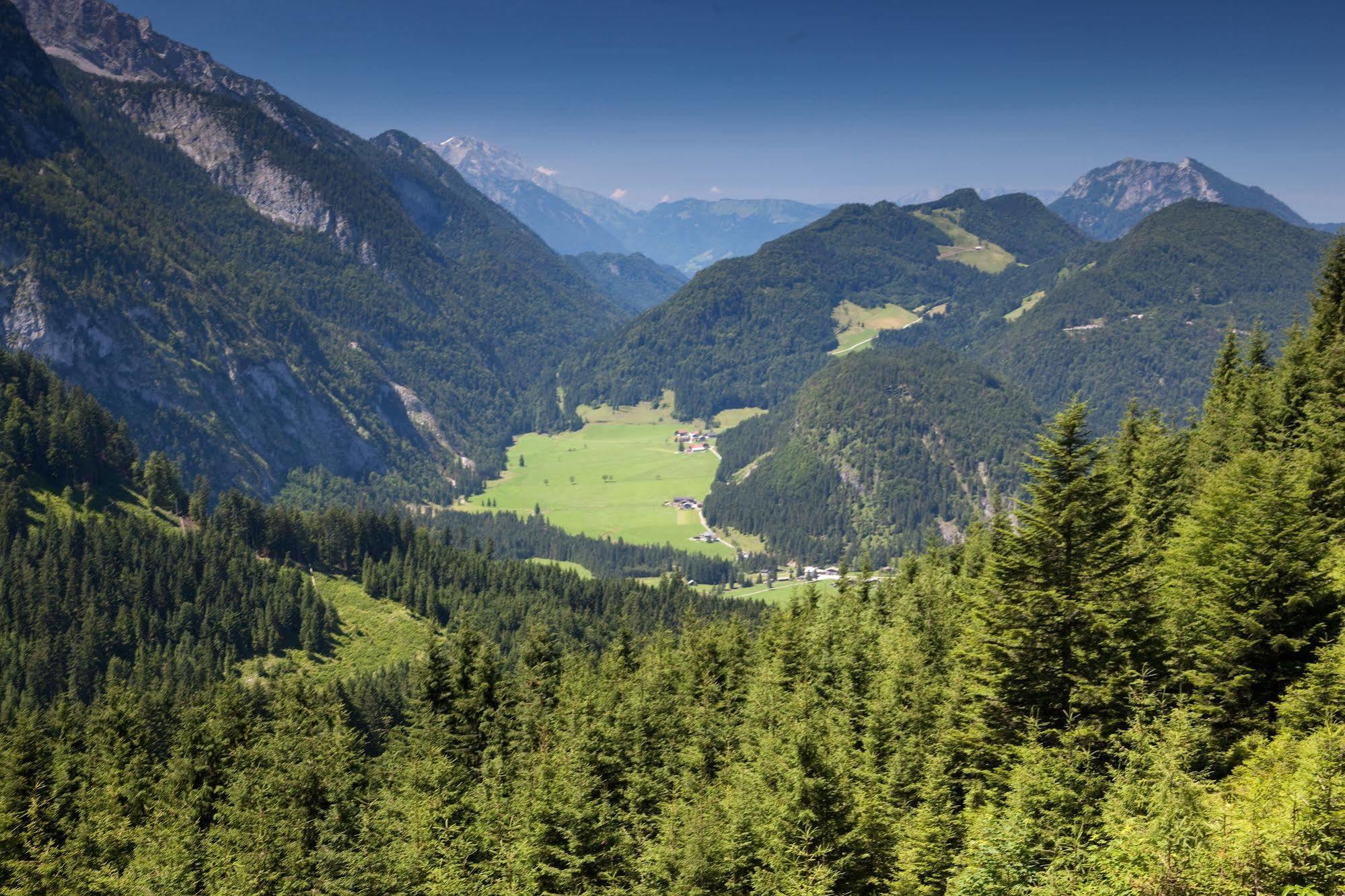 Sporthotel Dachstein West Annaberg im Lammertal Luaran gambar